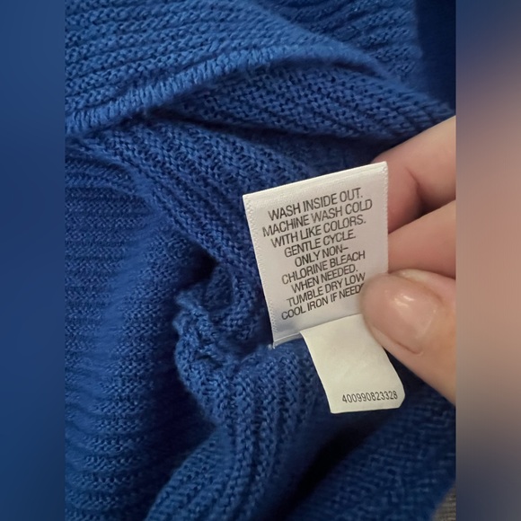 Croft & Barrow Royal blue sweater - Picture 5 of 9